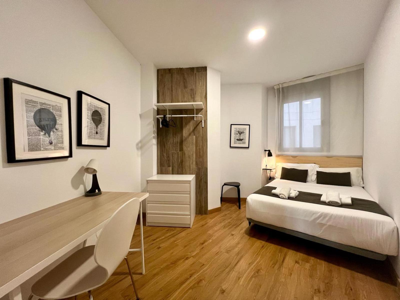 Apartamentos De Pradas Valenza Esterno foto
