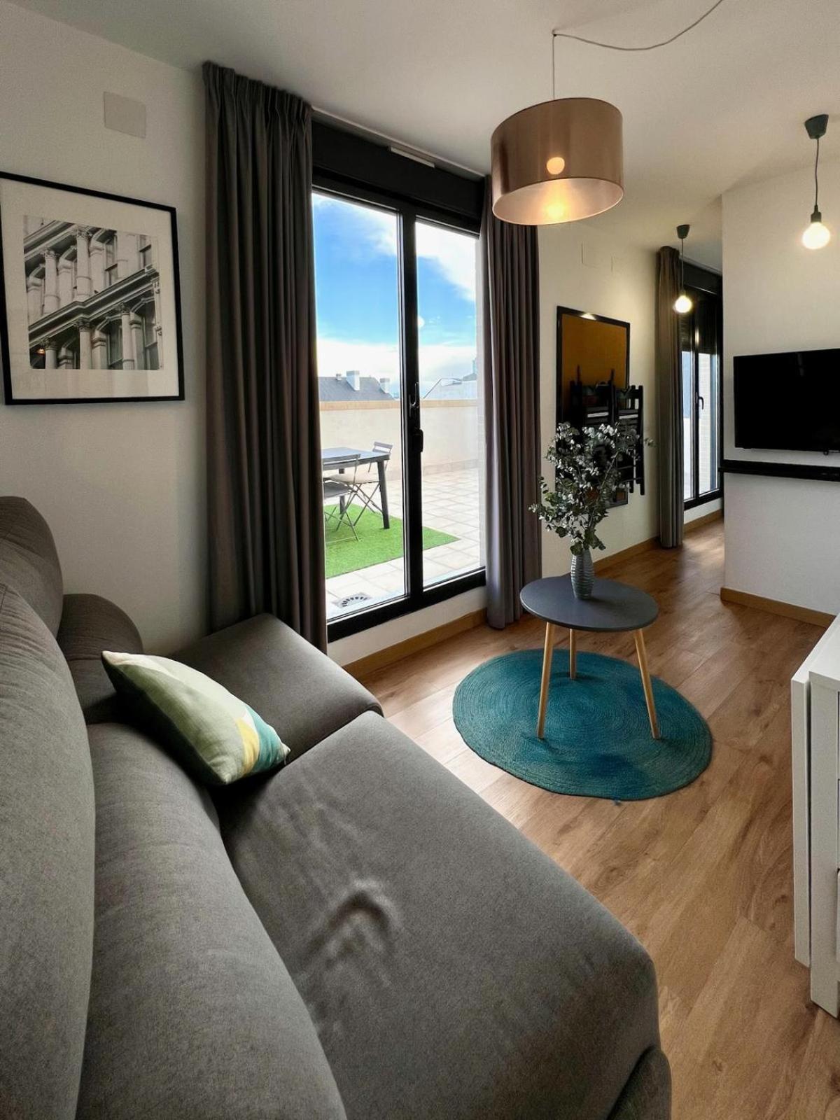 Apartamentos De Pradas Valenza Esterno foto