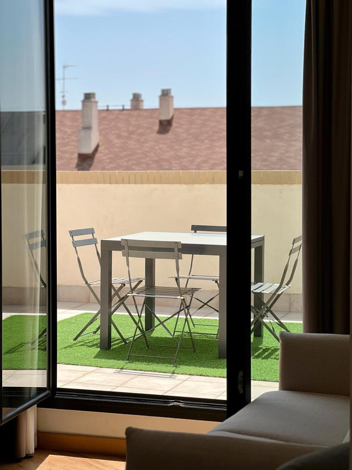 Apartamentos De Pradas Valenza Esterno foto