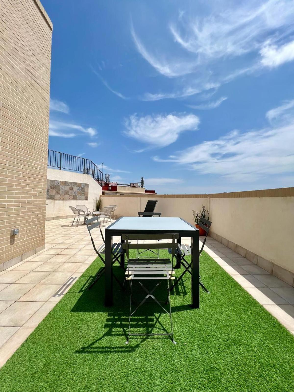 Apartamentos De Pradas Valenza Esterno foto
